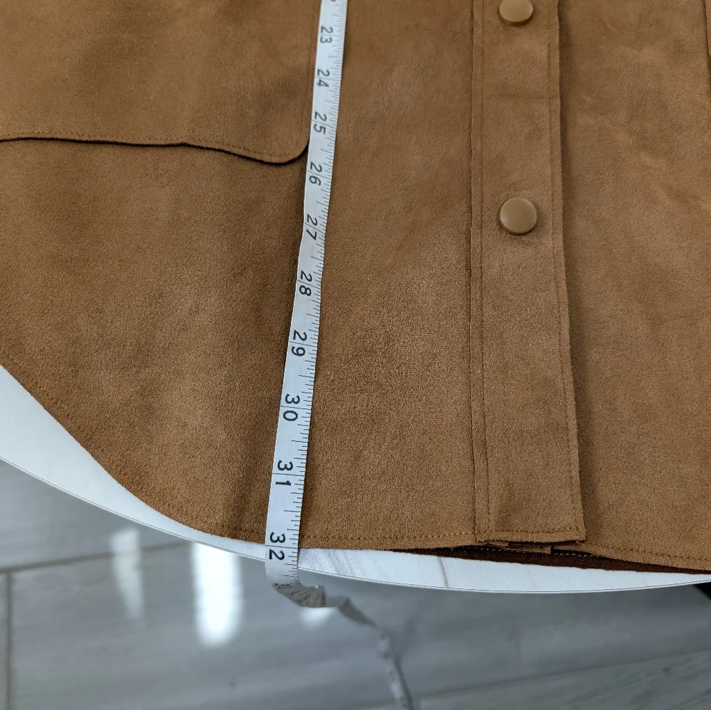 Well Worn Brown Faux Suede Button-Up  Jacket Size Medium - Picture 3 of 14